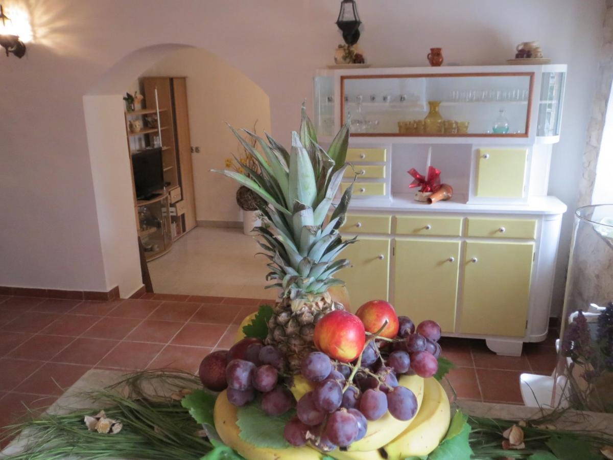Villa Zita โปเรช ภายนอก รูปภาพ